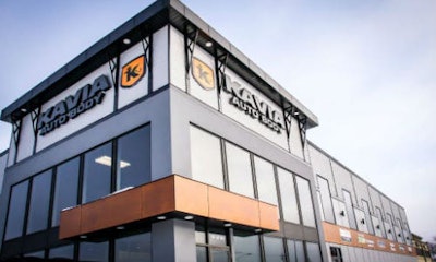 The exterior of CSN-Kavia Auto Body's new facility.
