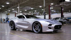 VLF Automotive unveiled its Force 1 super car in Detroit this week. The vehicle features a completely carbon fibre body.
