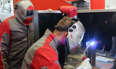 Andrew Newman of Fronius Canada performs a weld during the equipment demonstration.
