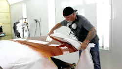 Ron 'Flea' Fleenor of House of Kolor reveals a fantastic wood grain effect achieved using House of Kolor products. Fleenor provided a demonstration at Wallace's Conley Collision in Peterborough, Ontario.