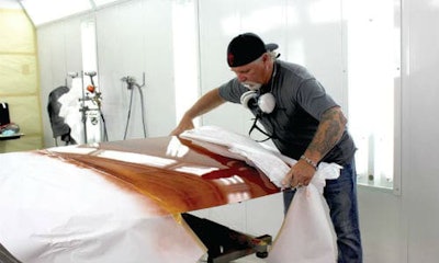 Ron 'Flea' Fleenor of House of Kolor reveals a fantastic wood grain effect achieved using House of Kolor products. Fleenor provided a demonstration at Wallace's Conley Collision in Peterborough, Ontario.