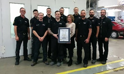 The team at Carrossier ProColor Saint-Hyacinthe receives their I-Car Gold Class certification.