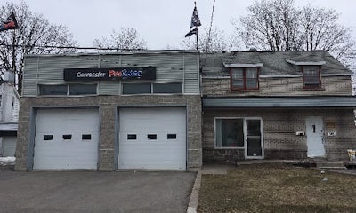 The Carrossier ProColor Maître de Retouche in Dorval.