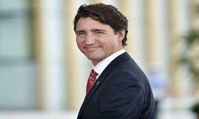 images_trudeau-smiles1