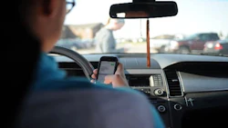 images_distracted_driving-2
