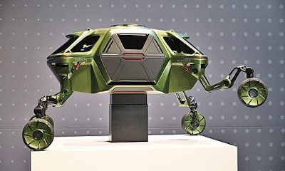 images_walking_car1