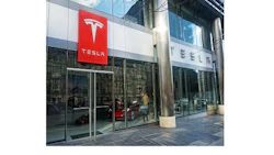 images_Tesla_store_WAS_2017_1507