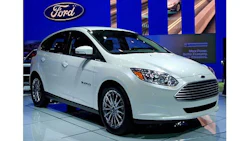 images_800px-2012_Ford_Focus_Electric_Vehicle_MSVG_01_trimmed