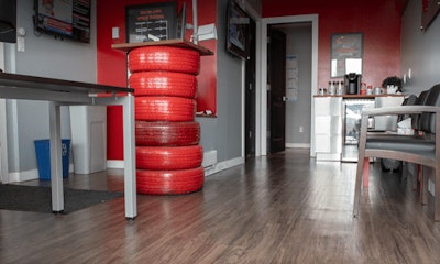 images_red_tire
