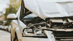 smashed car img