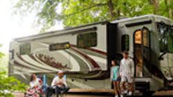 Fleetwood_RV_Frontier_GTX_Exterior-28229