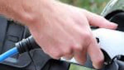 charging-an-electric-car-2022-11-02-17-44-14-utc-150×150-1