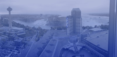 cn tower img