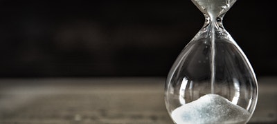 hourglass img