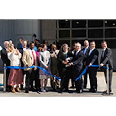 Schmalz_HQ_Ribbon_Cutting