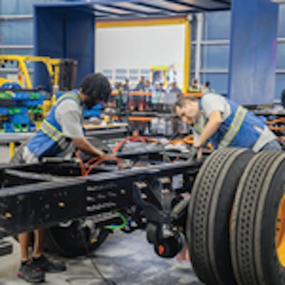 Blue_Bird_EV_Center_Production_Workers_2_05-2023