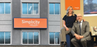 SIMPLICITY TOP IMG