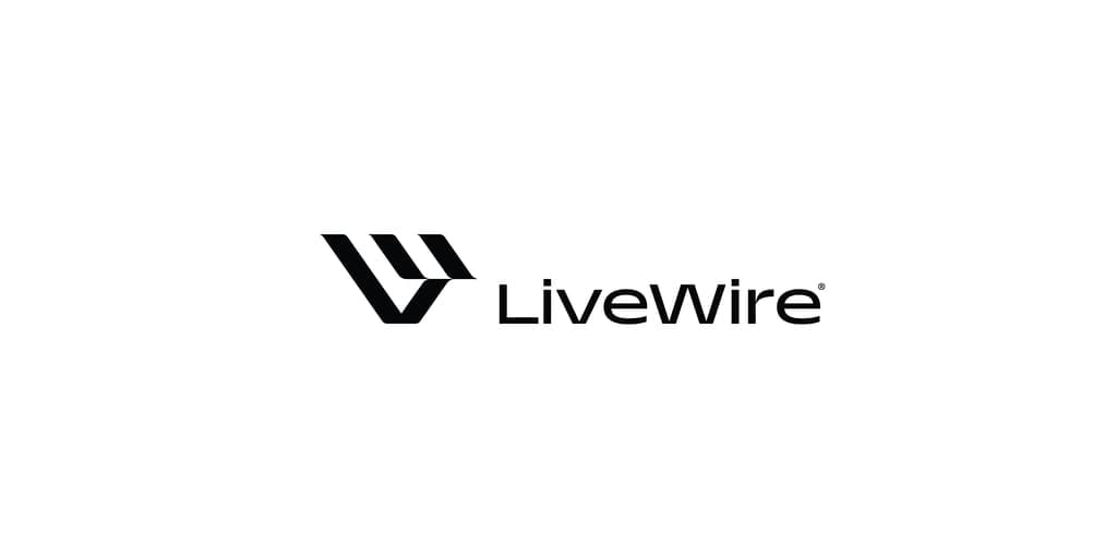 3_LiveWire_R_PRIMARY_LOCKUP-BLK_520x346-01