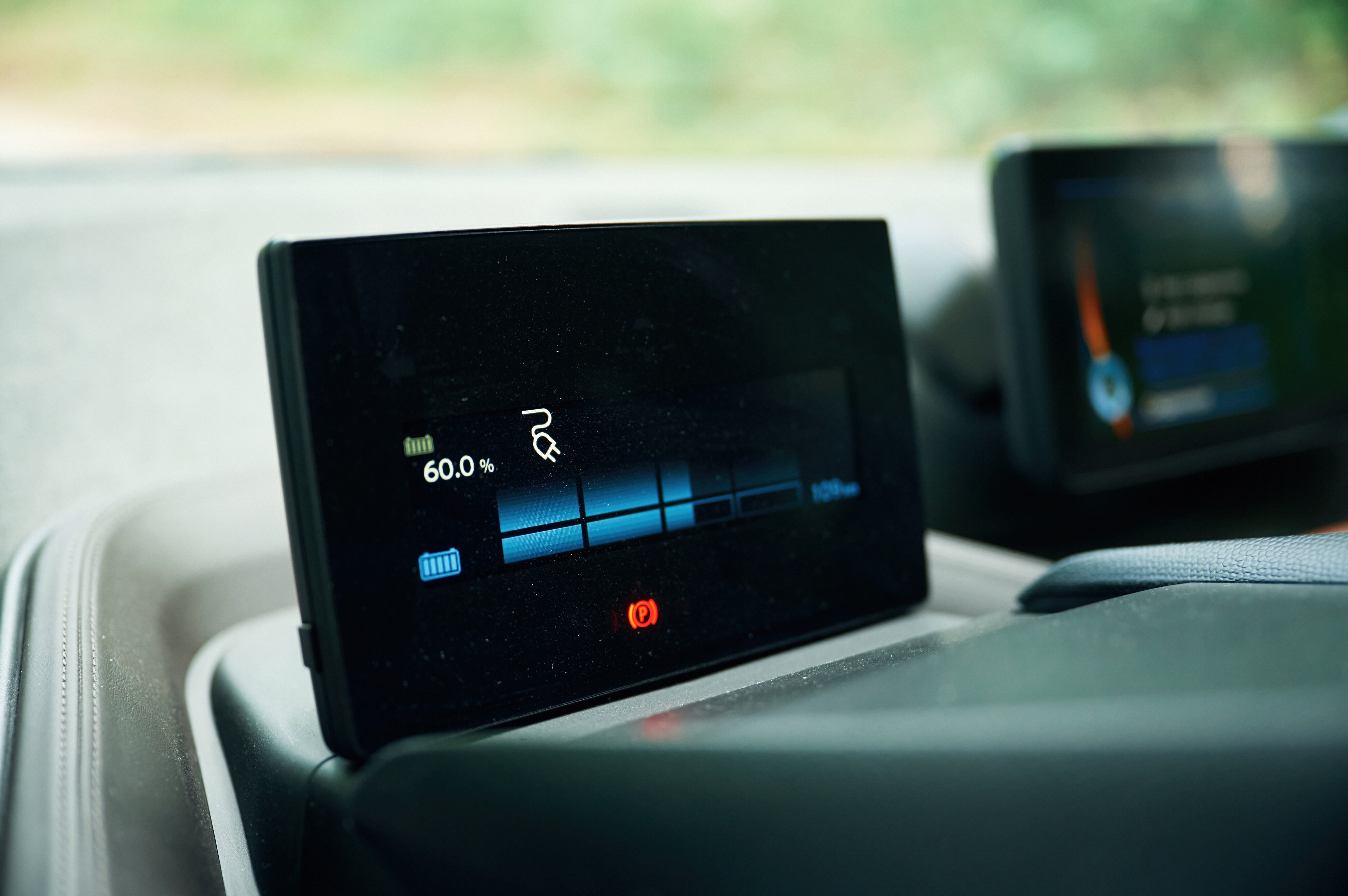 Electric vehicle dashboard screen displaying 60% battery charge level